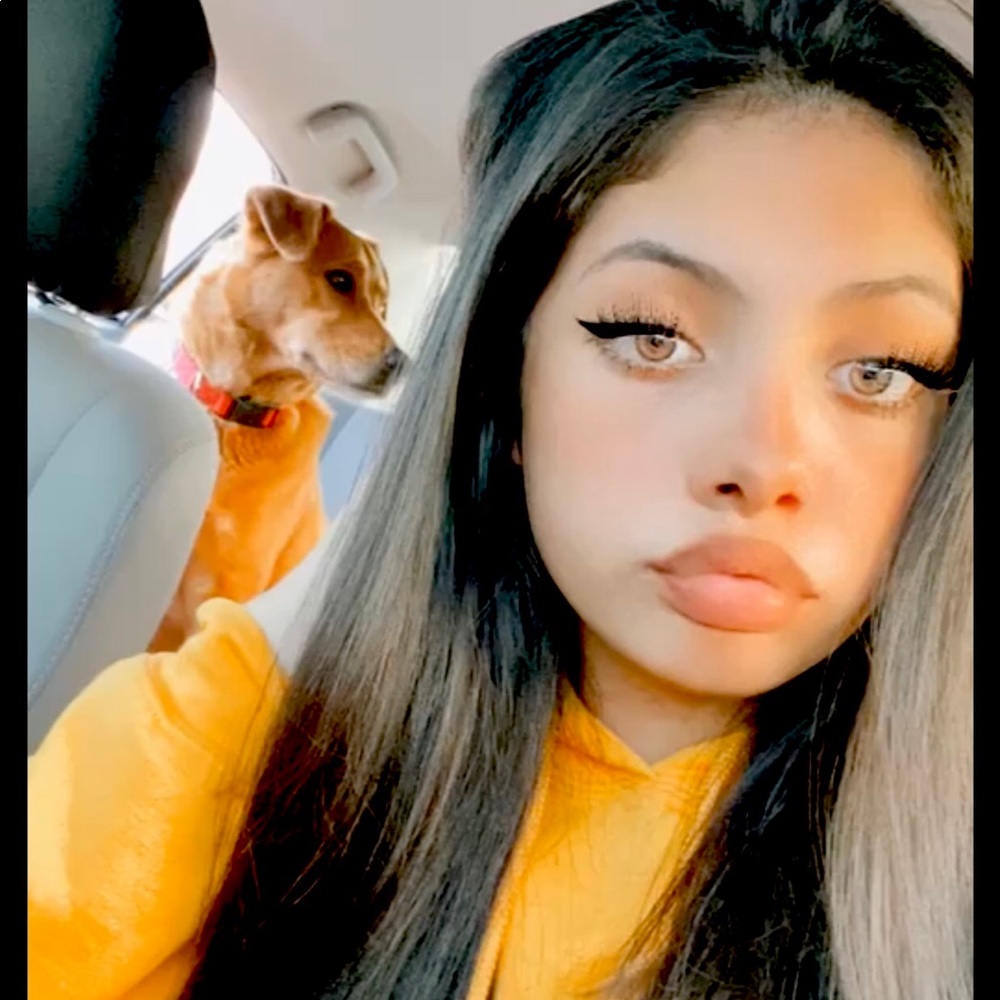 Meet your Posher, Iliana